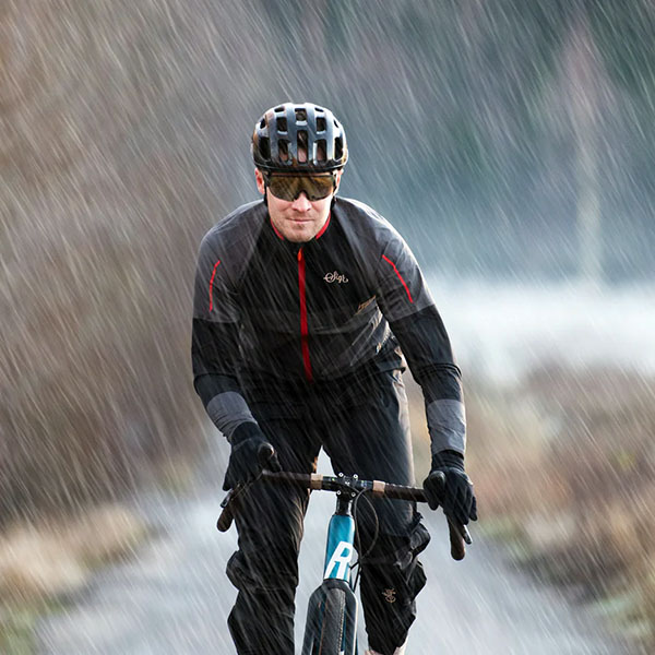Fietser in de regen